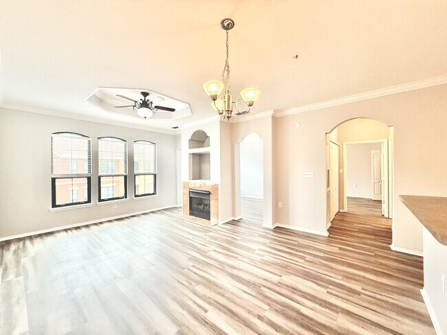 Building Photo - 2725 Via Cipriani