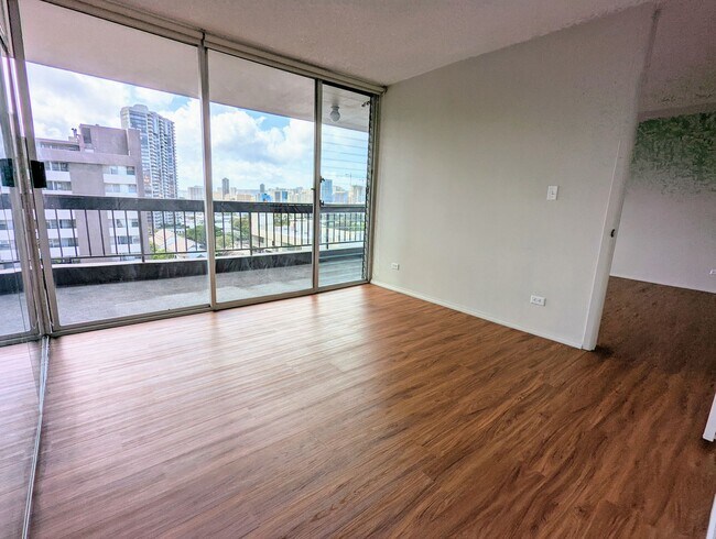 Building Photo - Partly Furnished 1-Bedroom 1-Bath with 1 parking @ Kinau Lanais in Makiki