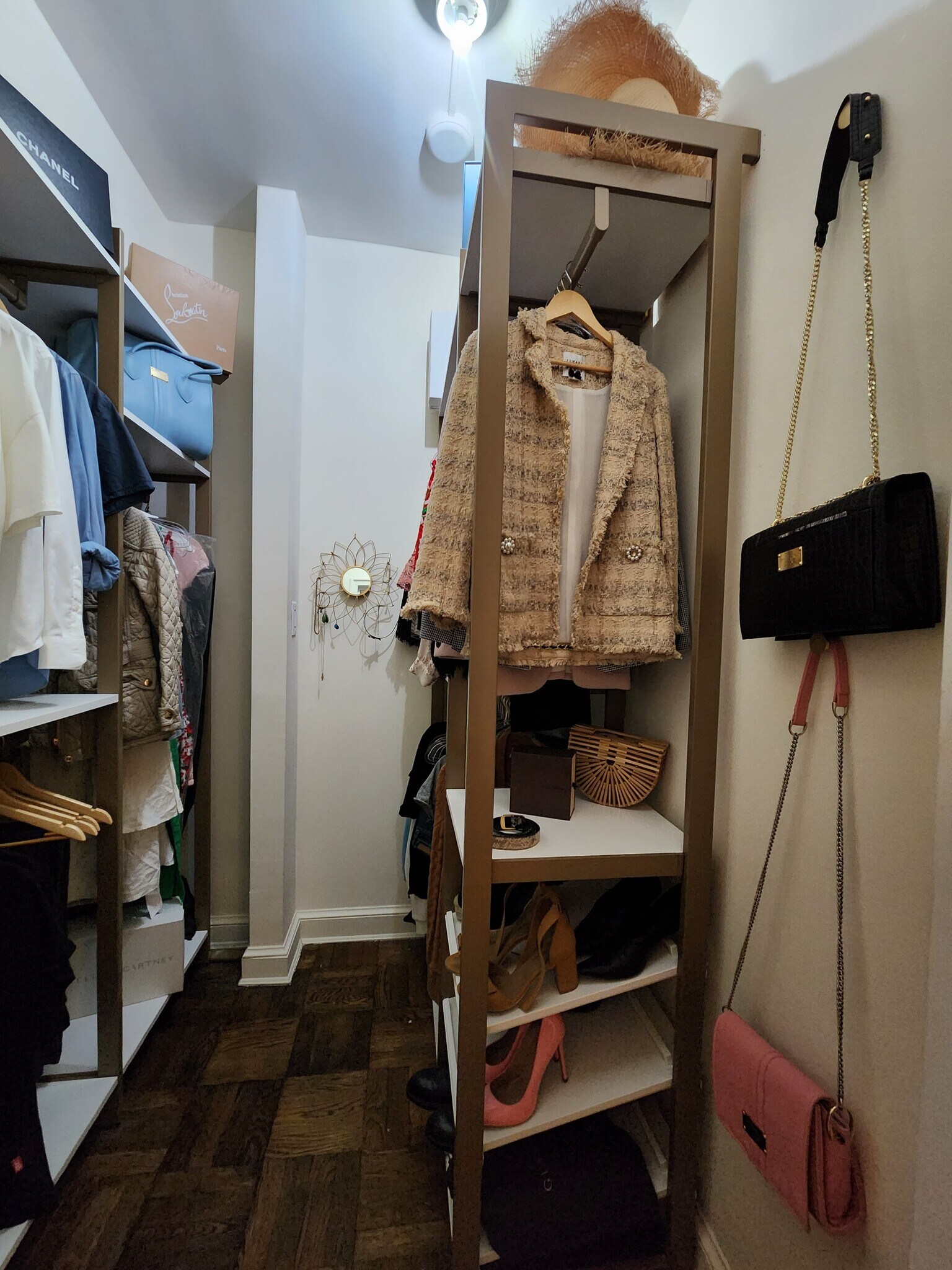 Walk-In Closet - 2515 K St NW