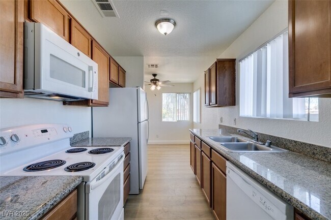 Building Photo - 1860 N Decatur Blvd