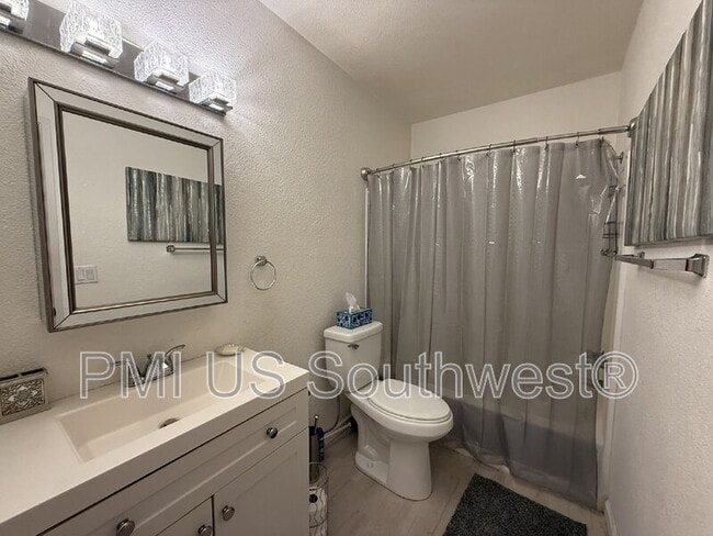 Building Photo - 1280 Mohave Dr