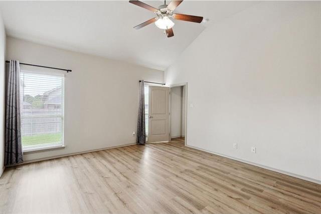 Building Photo - 15628 Carlton Oaks Dr