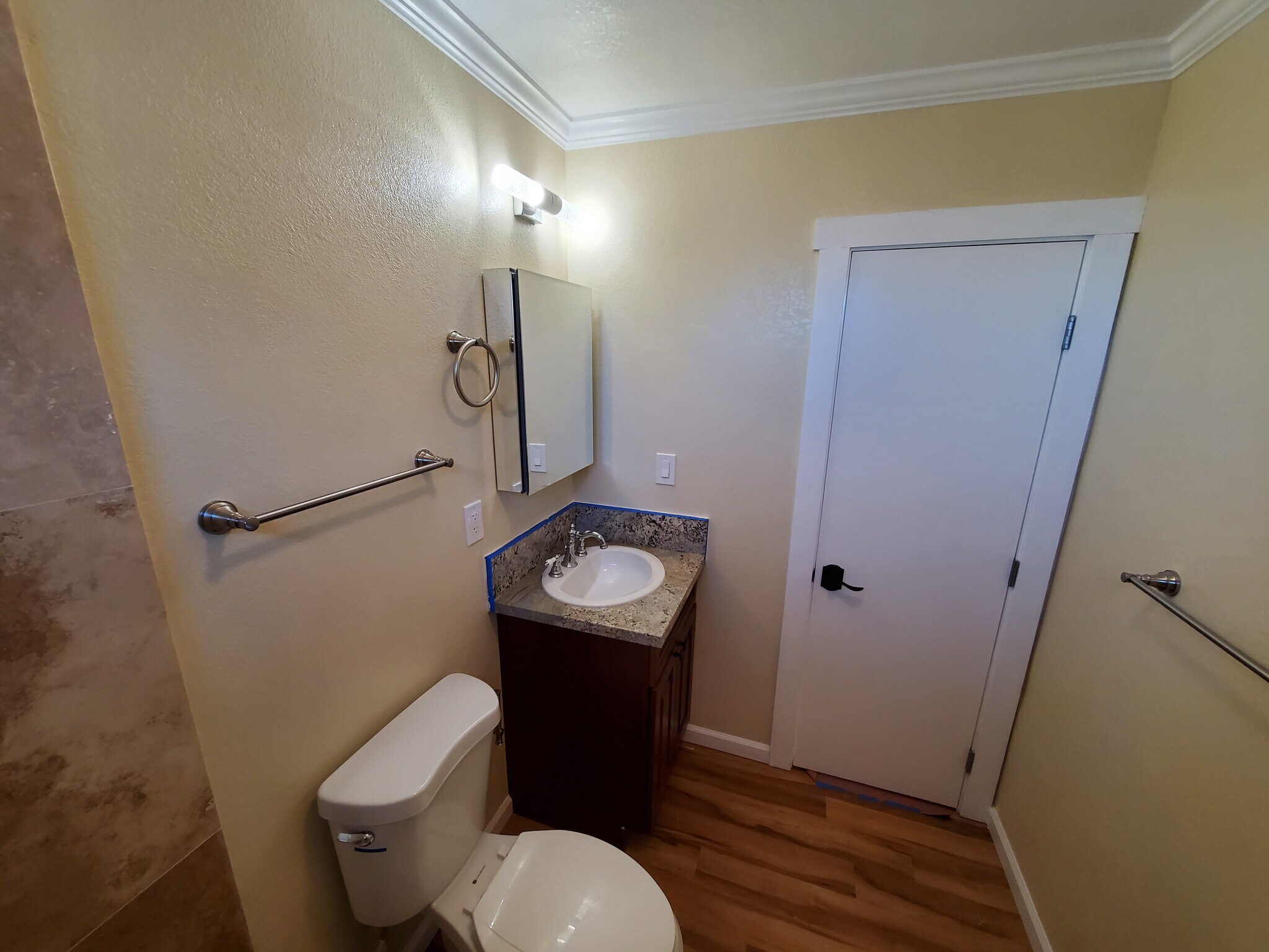 Building Photo - 3549 Highland Ave