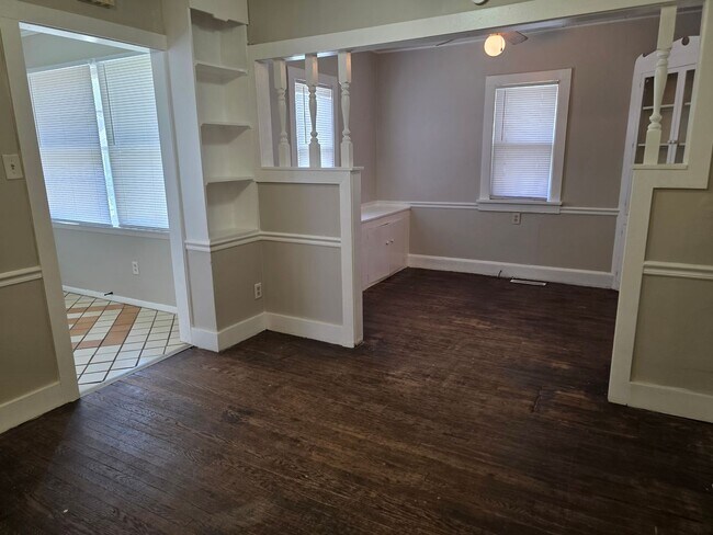 Building Photo - 2-Bedroom, 1-Bathroom Home with Basement – $1,050/Month - Accepting Section 8