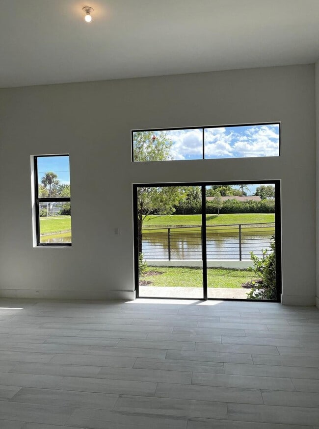 Building Photo - 4380 NW 8th Ct