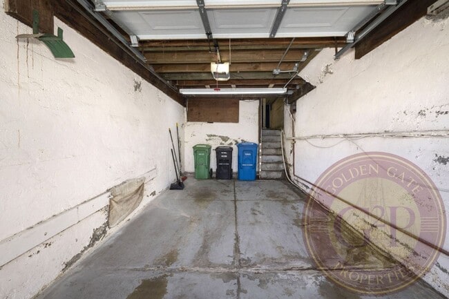 Building Photo - Potrero Hill - 3 BR, 2.5 BA House 1,388 Sq. Ft. - 3D Virtual Tour, Large Private Yard