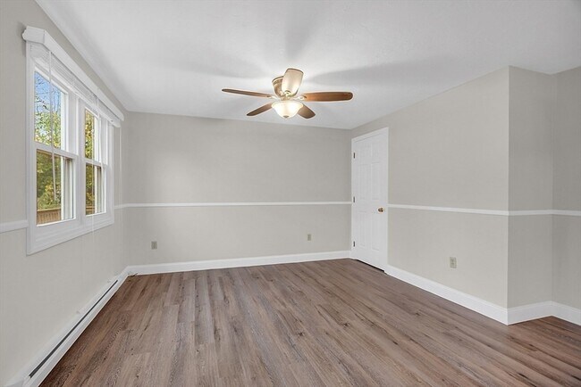 Building Photo - 67 Plantation Rd