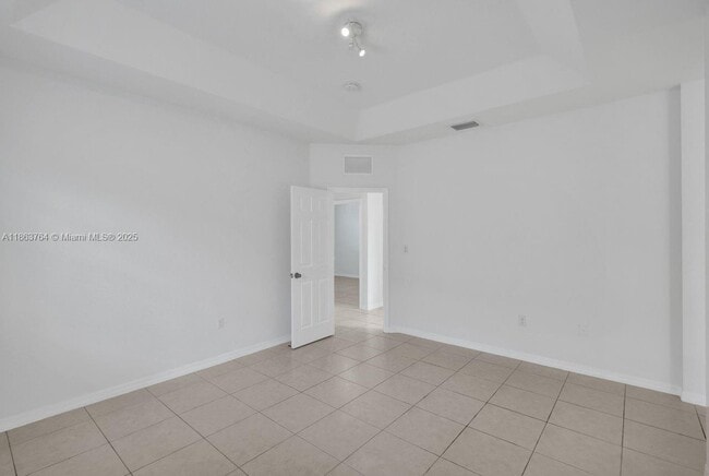 Building Photo - 4417 NW 113th Pl