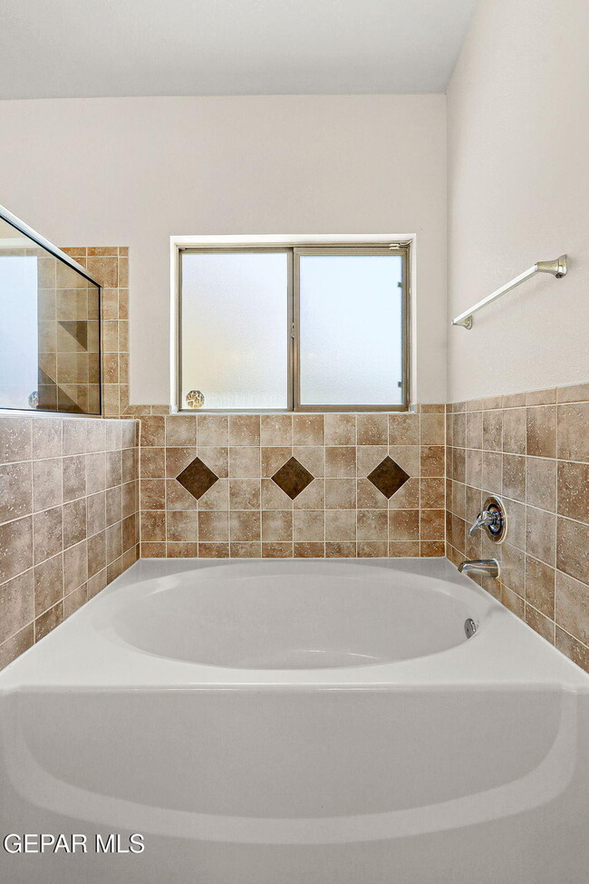 Building Photo - 3141 Fury Point Pl