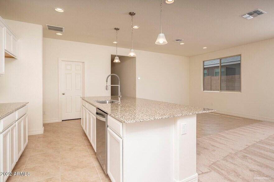 Building Photo - 16792 W Gwen St