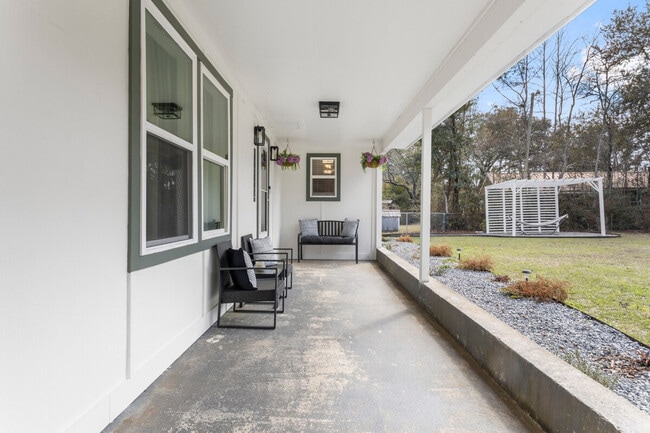 Building Photo - 10104 Johns Bayou Rd