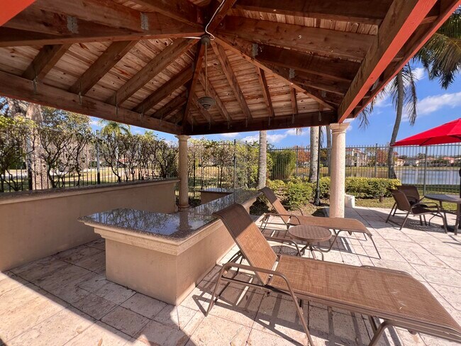 Building Photo - 4241 San Marino Blvd