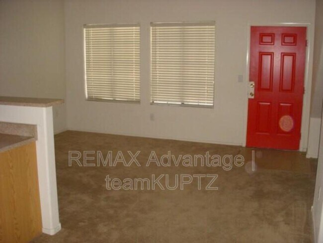 Building Photo - 2020 Rancho Lake Dr