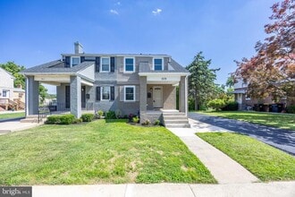 Building Photo - 559 A St
