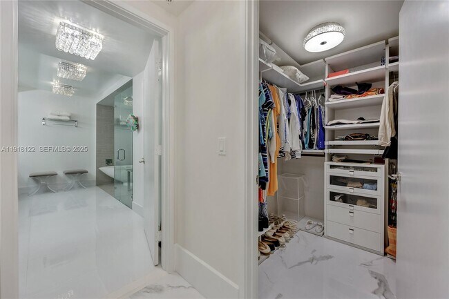 Building Photo - 300 Sunny Isles Blvd