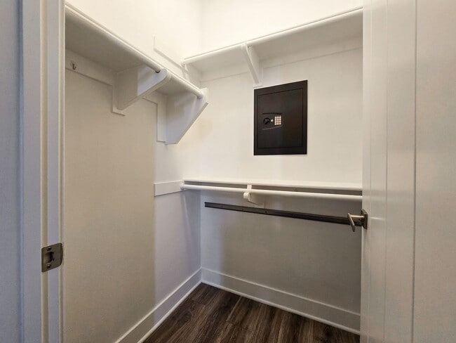 Building Photo - Modern Luxury Condo with Panoramic Views | 3-Story Condo + Private Rooftop Deck