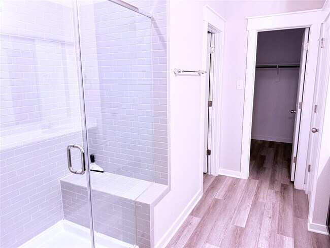 Building Photo - 17101 Crane Fly Dr
