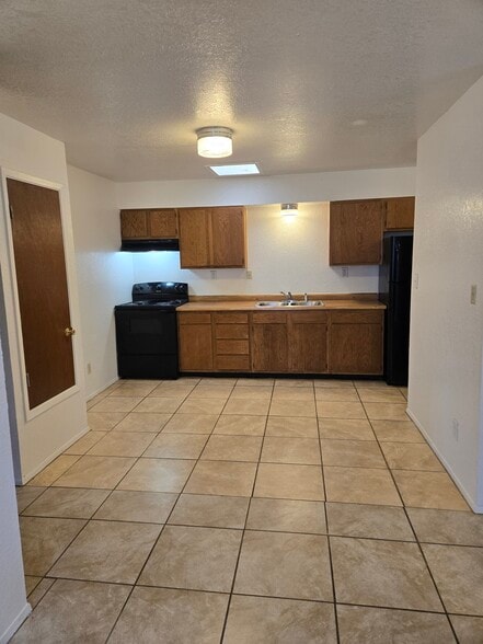 Building Photo - 5066 Inspiration Ln