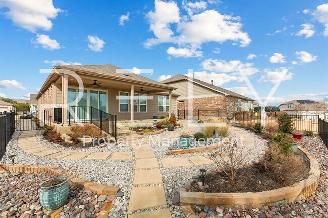 Building Photo - 603 Double Lp St