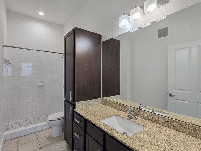 Building Photo - 2400 Louis Henna Blvd