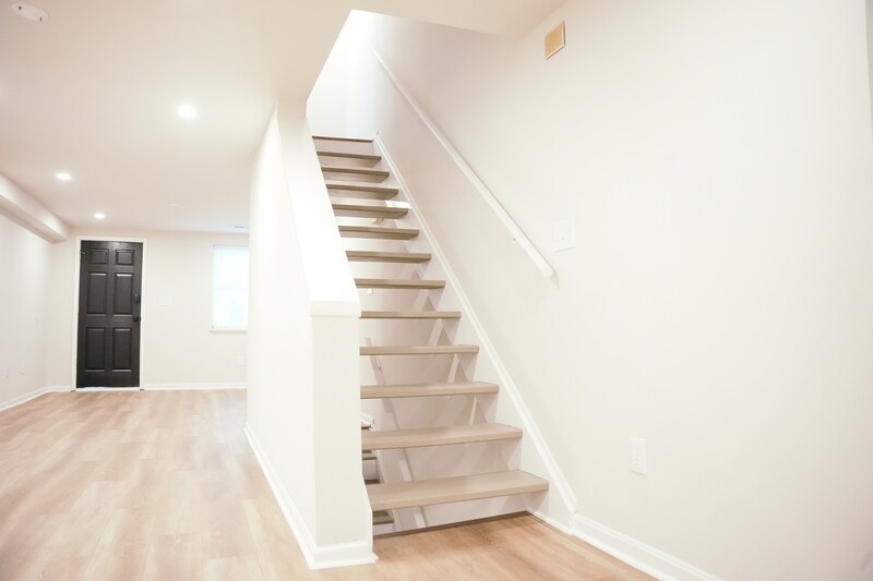 Building Photo - 916 W Lombard St