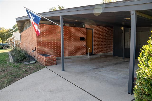 Building Photo - 3259 Binyon St