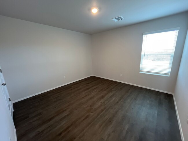 Building Photo - *Pre-Leasing* Three Bedroom | Two Bath Hom...