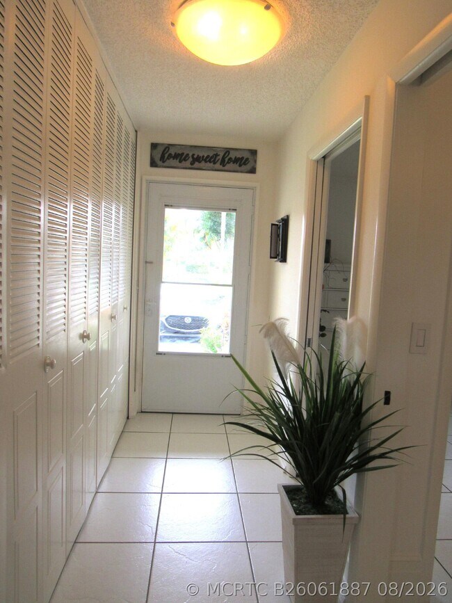 Building Photo - 5780 Fernley Dr