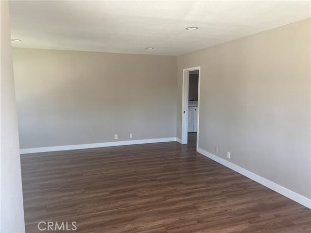 Building Photo - 846 S Olive St