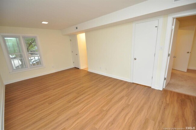 Building Photo - 100 Carmichael Ct