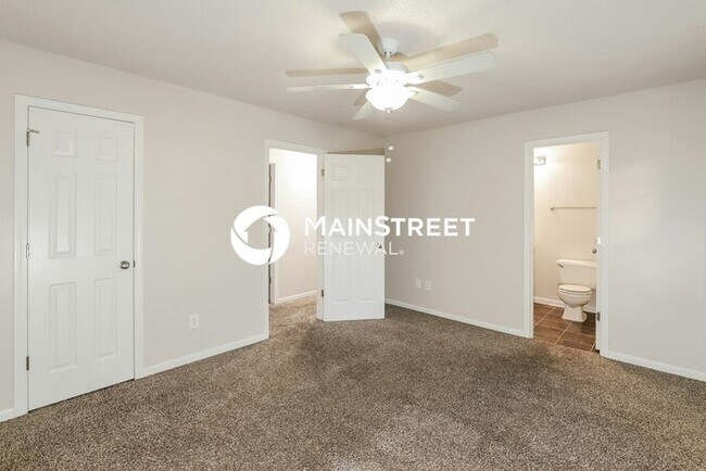 Building Photo - 3 Bedroom Pet-Friendly Home in INDEPENDENC...