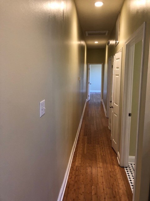 Hallway leading to bedrooms - 2044 Almonaster Ave