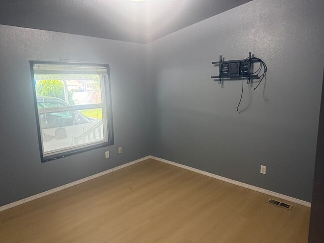 Building Photo - Mount Vernon 3 Bedroom