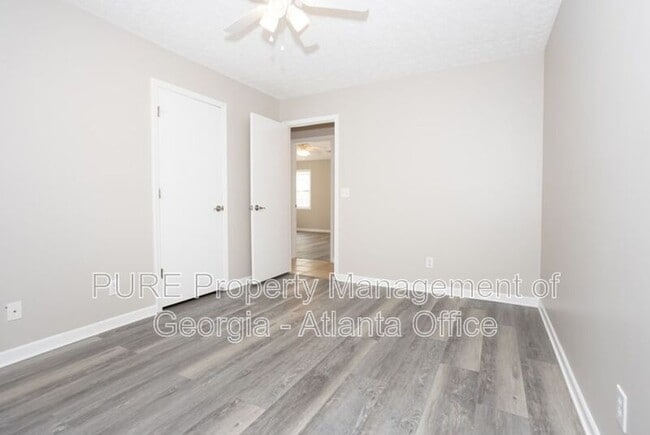 Building Photo - 3107 Waterford Ct