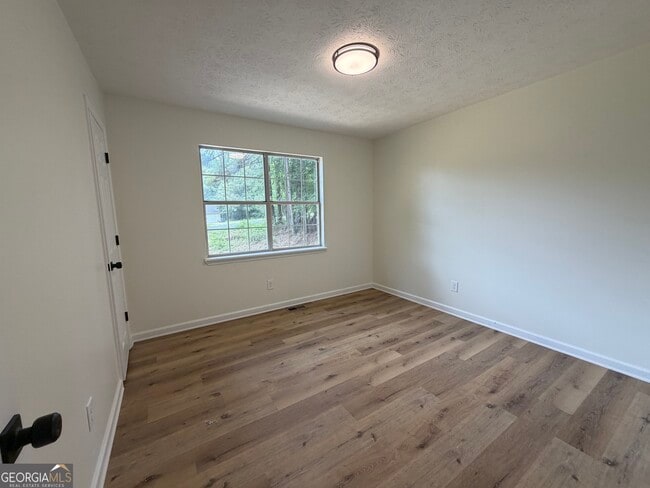 Building Photo - 1730 Bullock Dr