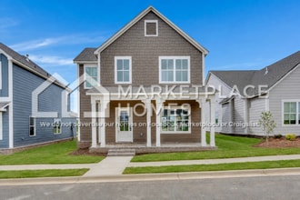 Building Photo - 5030 Pike Lp