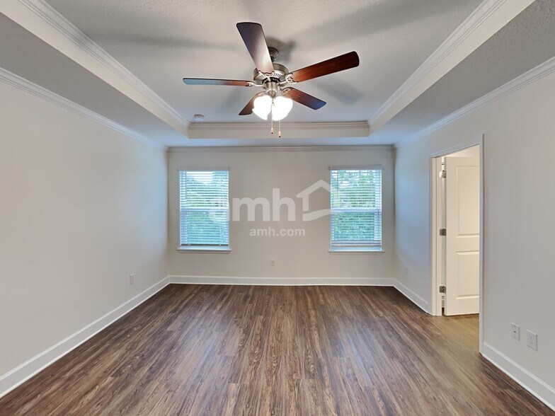 Building Photo - 29558 Cedar Waxwing Dr