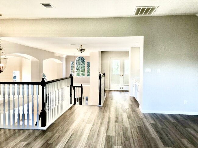 Building Photo - 5711 Silver Bay Ct