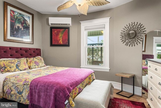 Building Photo - 1910 Parker Ave