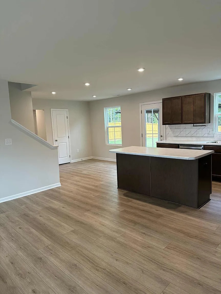 Building Photo - 60 Ventasso Dr