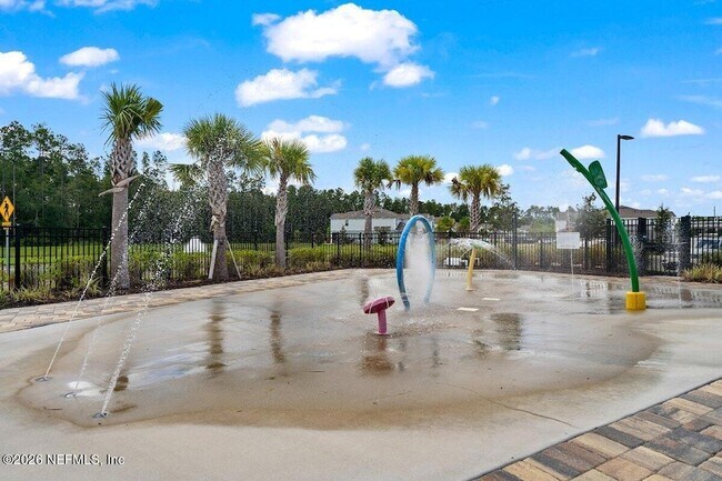 Building Photo - 49 Coastline Wy