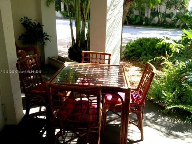 Building Photo - 3235 NE 184th St