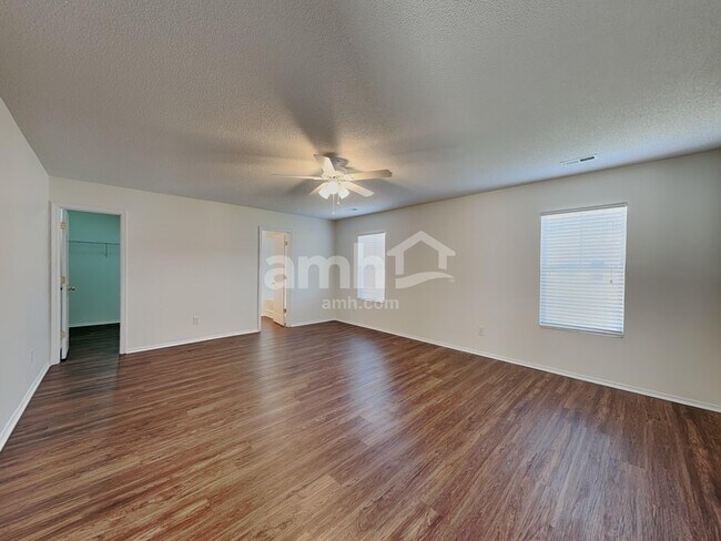 Building Photo - 1009 Gelfield Rd