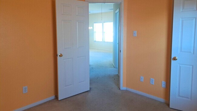 Building Photo - 21842 Grassy Hill Ln