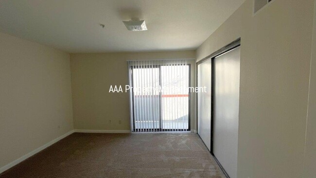 Building Photo - Concord Beautiful 2 bedroom 1 bath condo l...