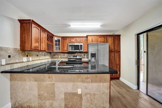 Building Photo - 4872 NW 95th Ave