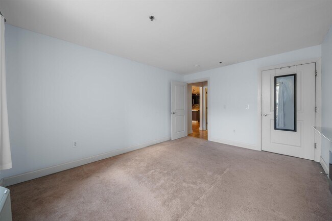 Building Photo - 5711 Jefferson St