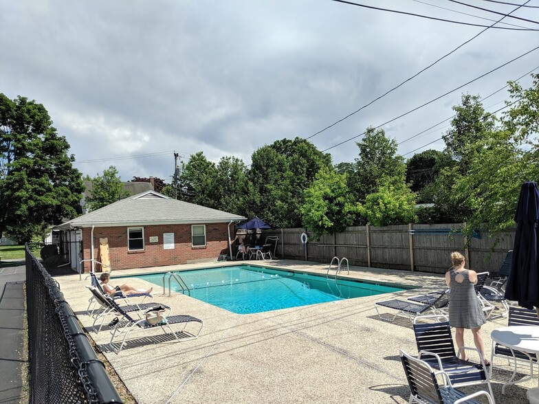 Building Photo - 21 Warren St