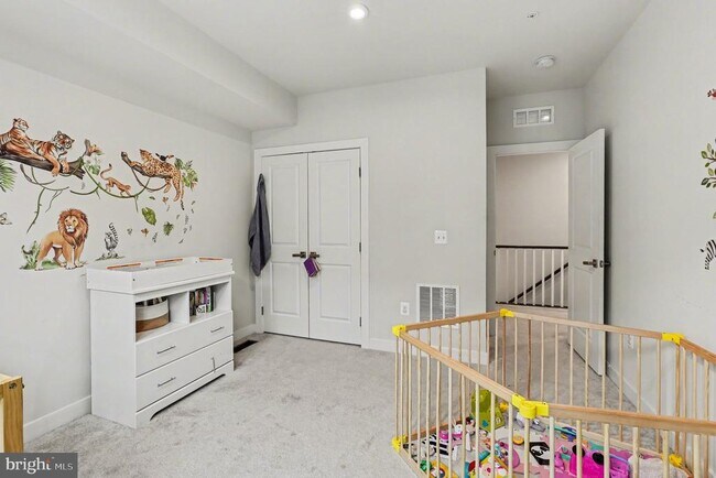 Building Photo - 17414 Southern Shrs Dr