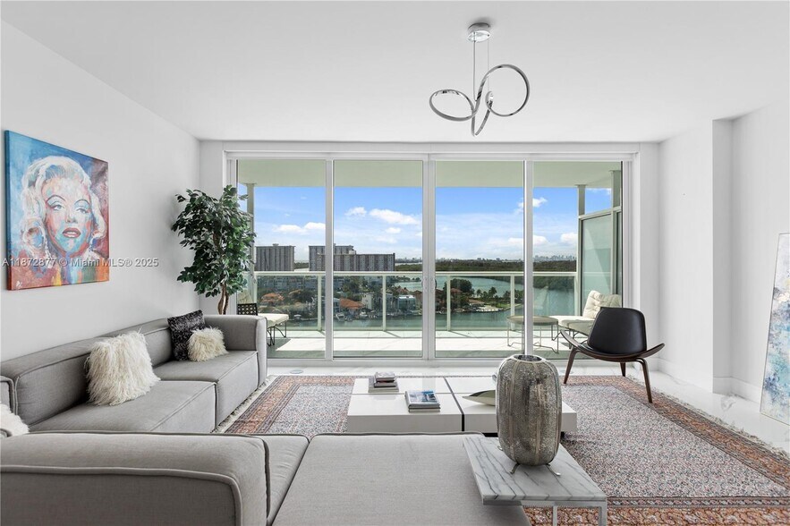 Primary Photo - 400 Sunny Isles Blvd
